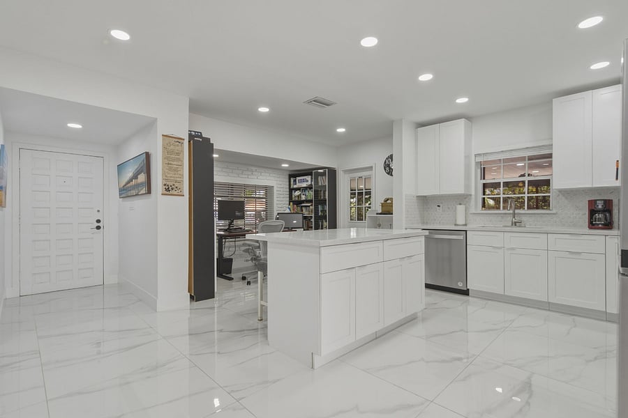 Furnished Finder property 1024632_1 photo 1