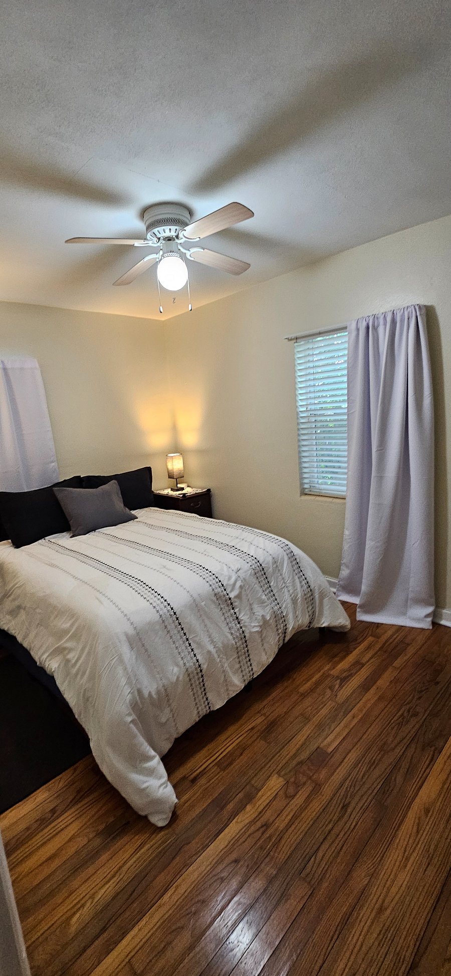 Furnished Finder property 1024635_1 photo 29