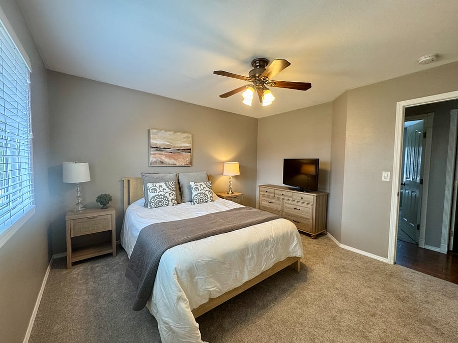 Furnished Finder property 1024636_1 photo 15