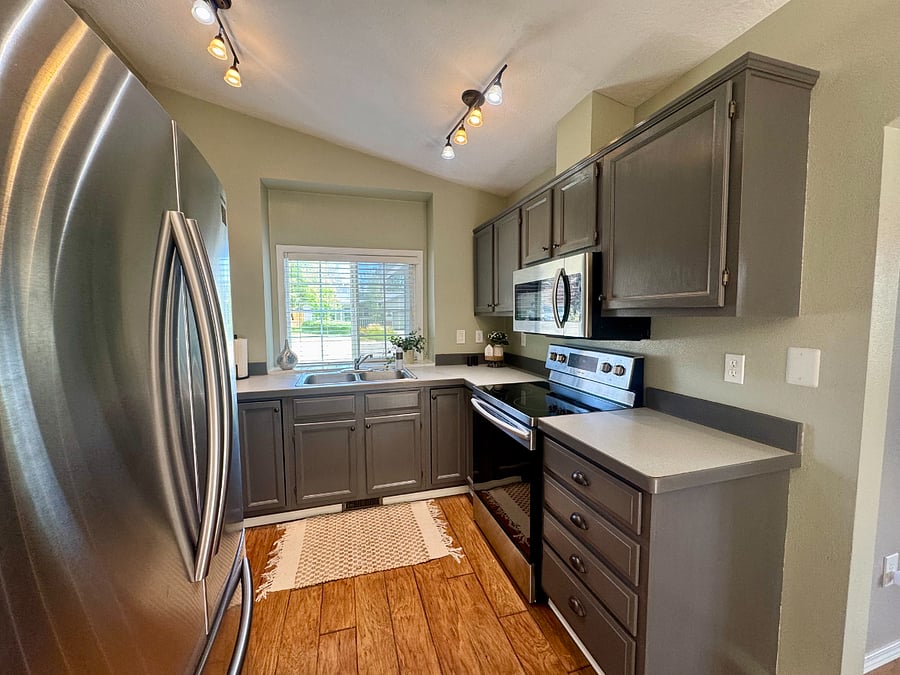 Furnished Finder property 1024636_1 photo 11