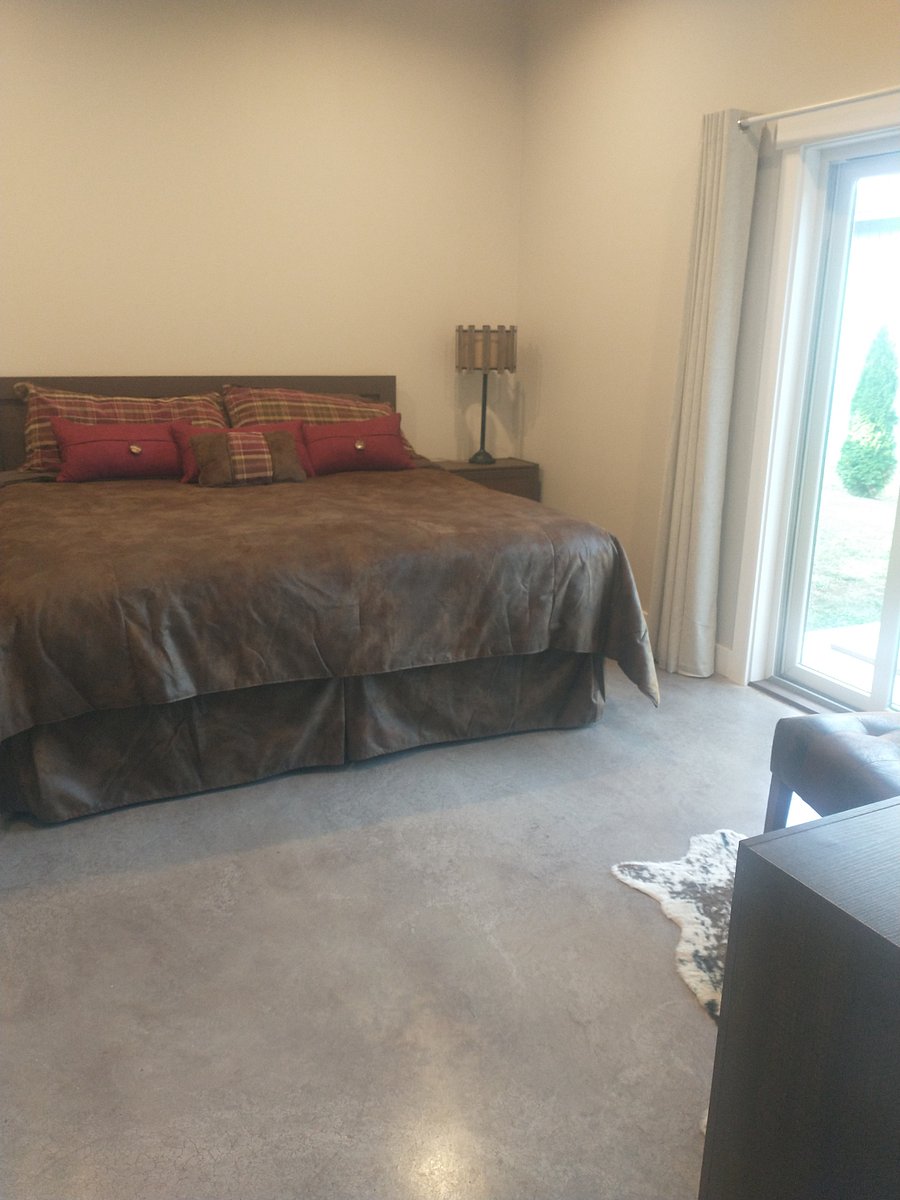 Furnished Finder property 1024640_1 photo 7