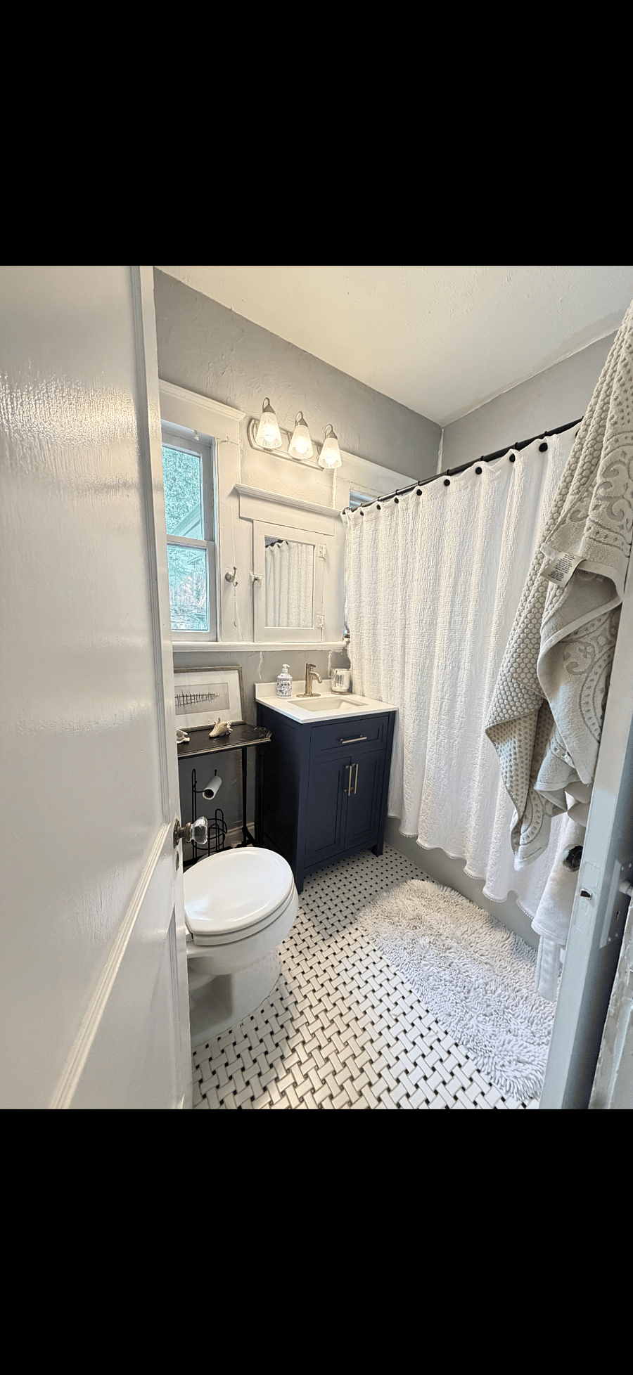 Furnished Finder property 1024646_1 photo 3