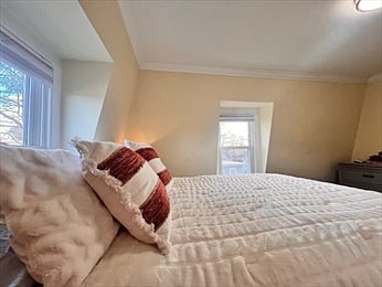 Furnished Finder property 1024648_1 photo 3