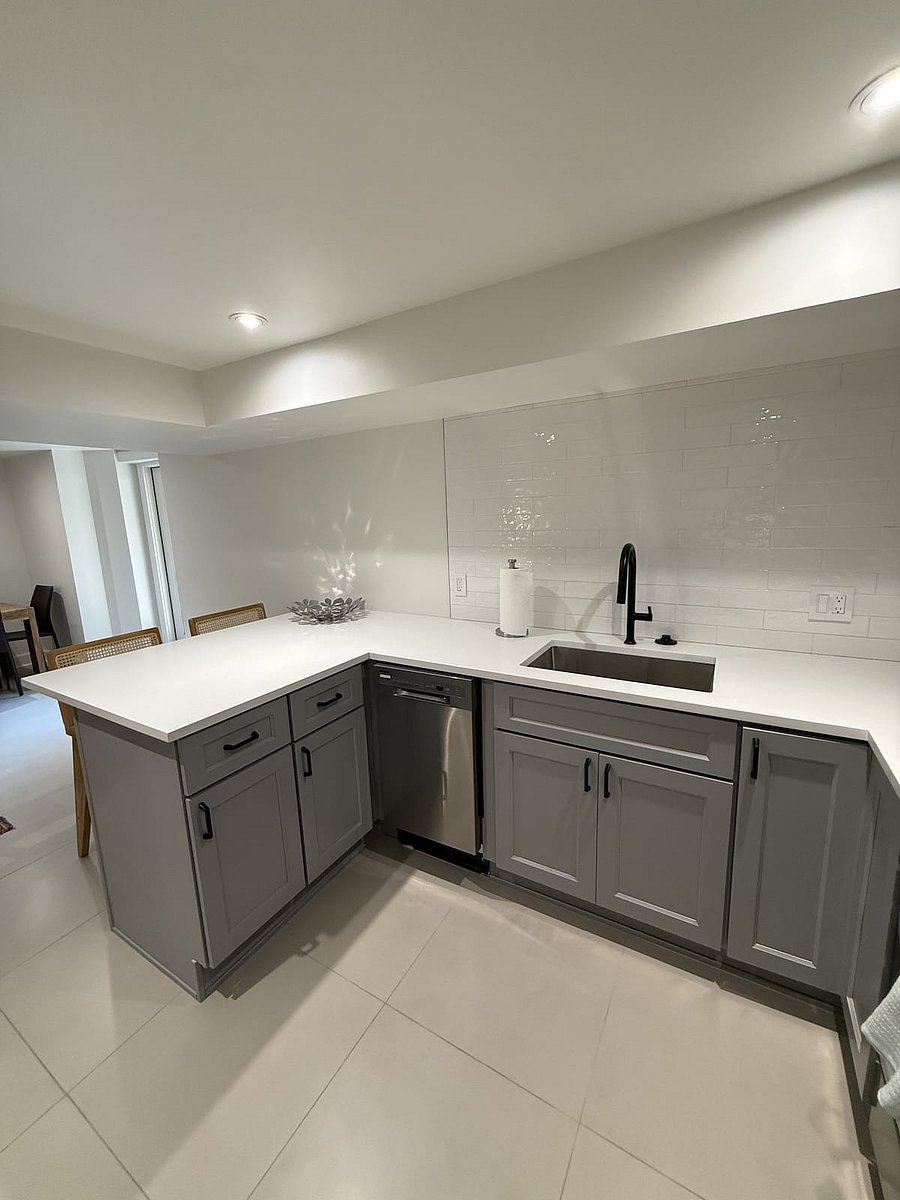Furnished Finder property 1024658_1 photo 9