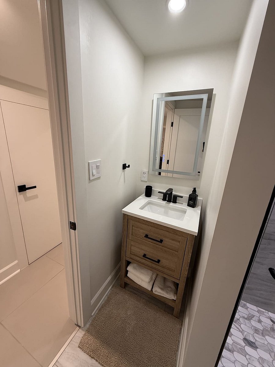 Furnished Finder property 1024658_1 photo 26