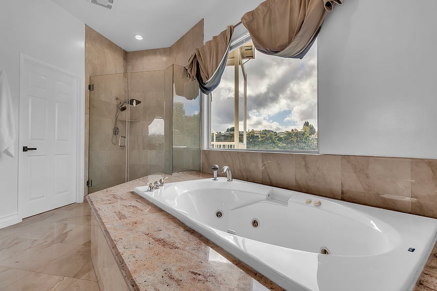 Furnished Finder property 1024665_1 photo 14