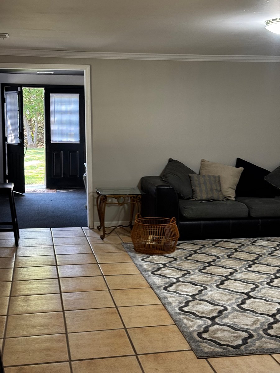 Furnished Finder property 1024682_1 photo 10