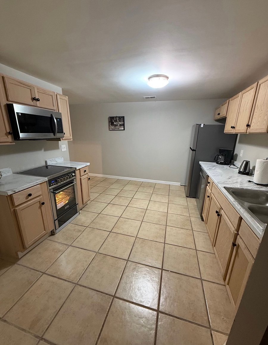 Furnished Finder property 1024682_3 photo 24