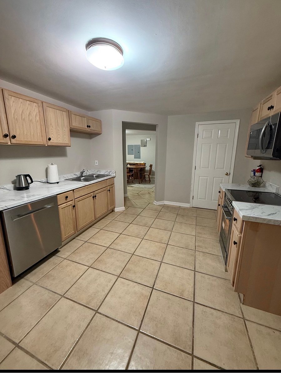 Furnished Finder property 1024682_3 photo 23