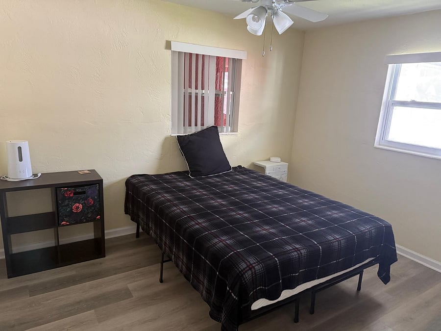 Furnished Finder property 1024684_1 photo 16