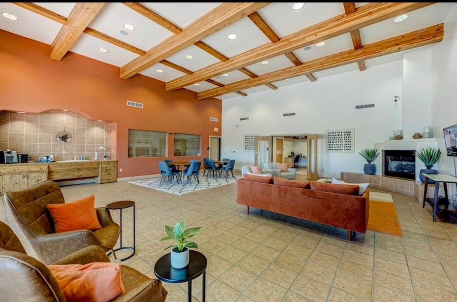 Furnished Finder property 1024709_1 photo 4