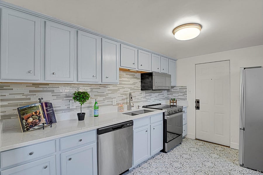 Furnished Finder property 1024711_1 photo 4
