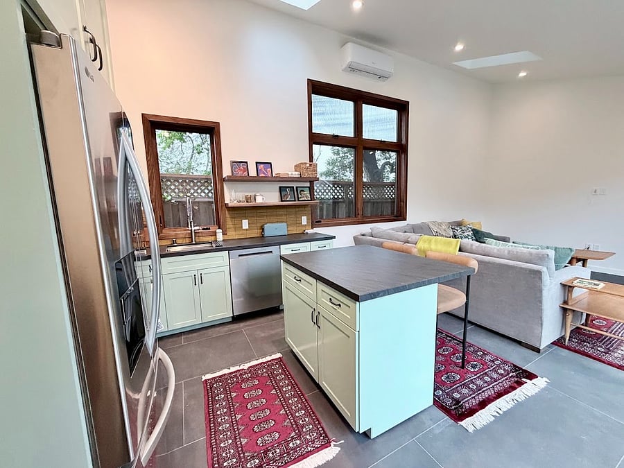 Furnished Finder property 1024716_1 photo 4