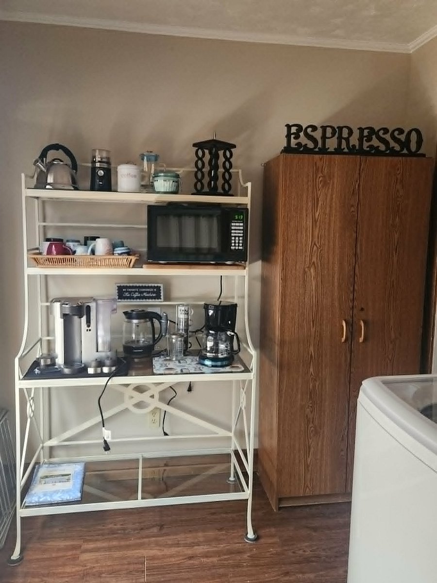 Furnished Finder property 1024722_1 photo 3