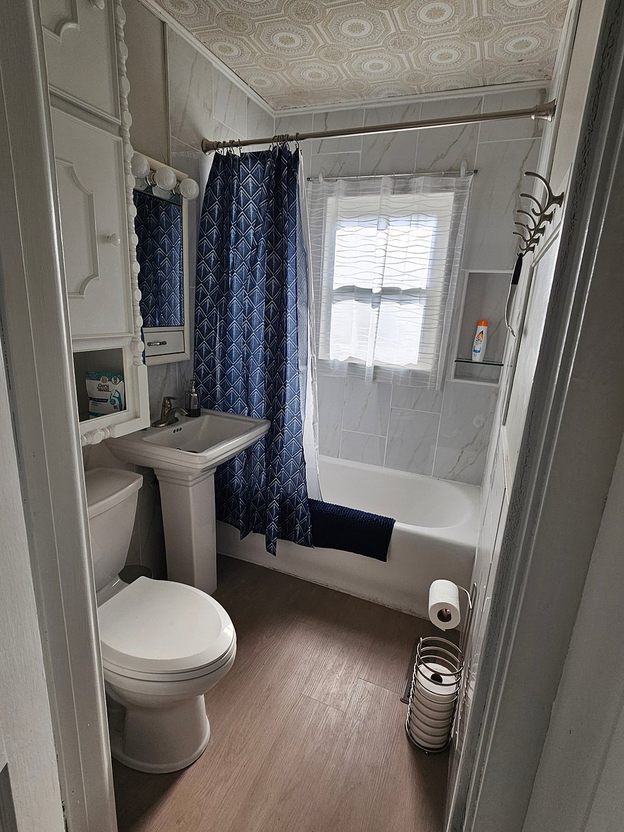 Furnished Finder property 1024722_1 photo 2
