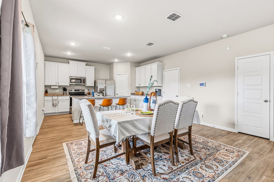 Furnished Finder property 1024727_1 photo 9