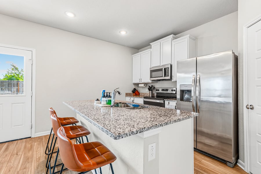 Furnished Finder property 1024727_1 photo 10