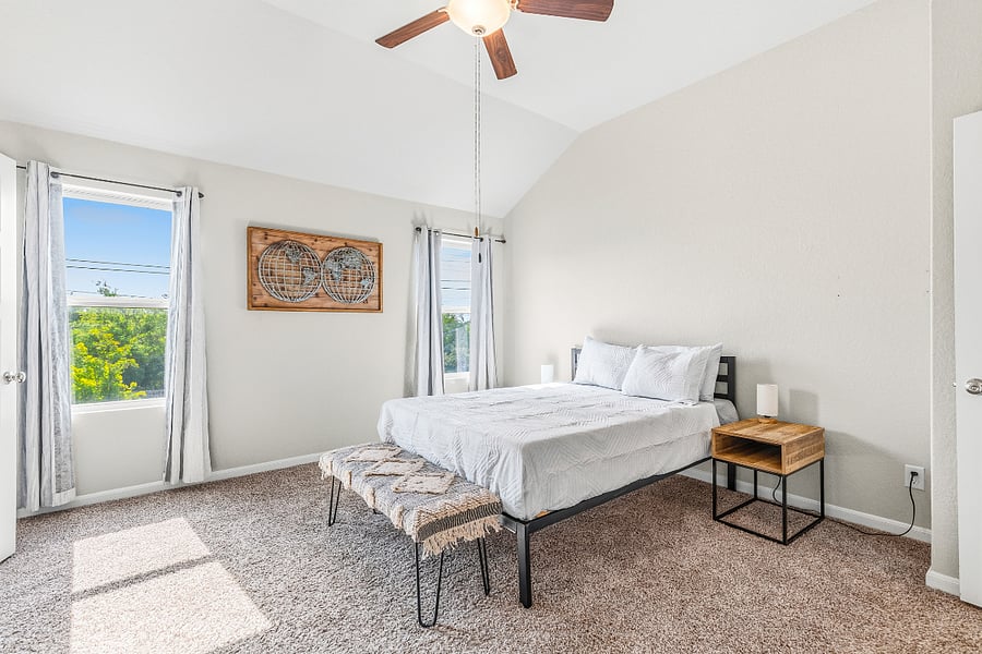 Furnished Finder property 1024727_1 photo 18