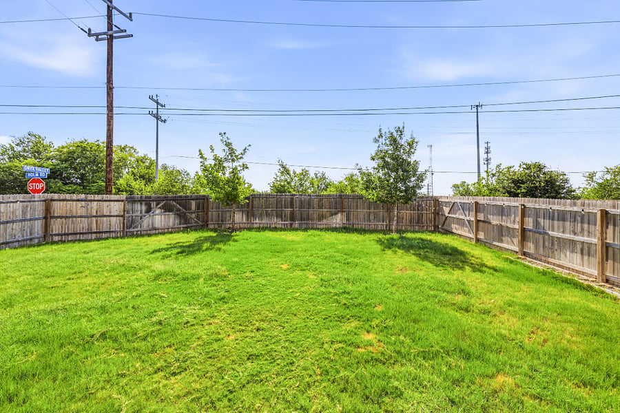 Furnished Finder property 1024727_1 photo 25