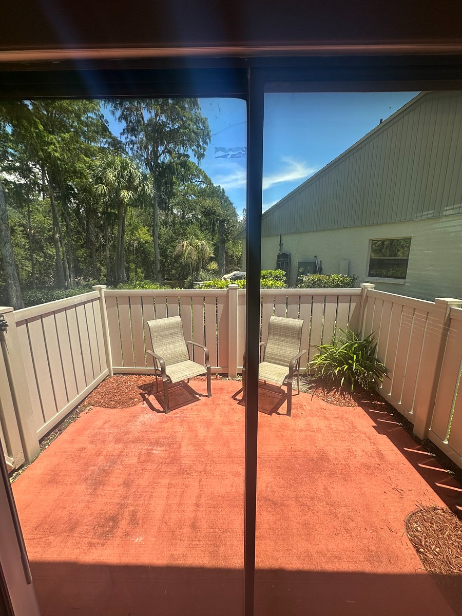 Furnished Finder property 1024731_1 photo 3