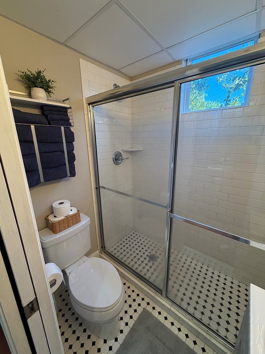 Furnished Finder property 1024732_1 photo 14