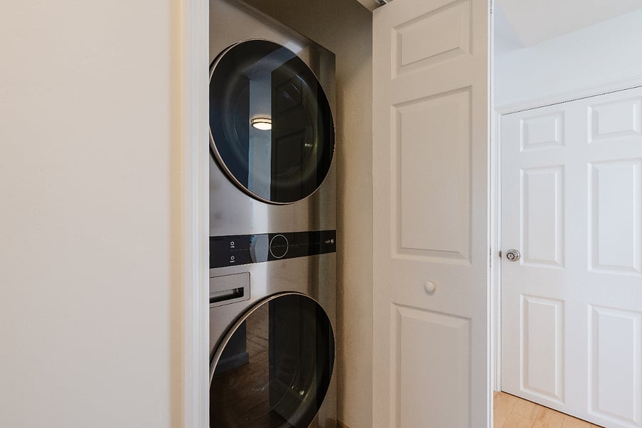 Furnished Finder property 1024750_1 photo 16