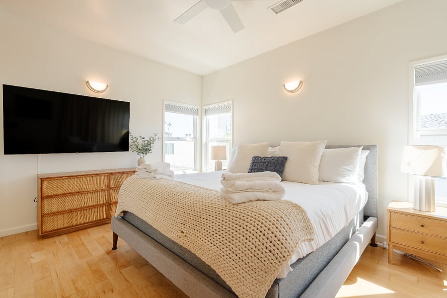 Furnished Finder property 1024750_1 photo 17