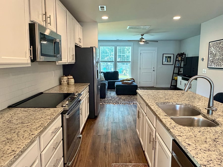 Furnished Finder property 1024751_1 photo 20
