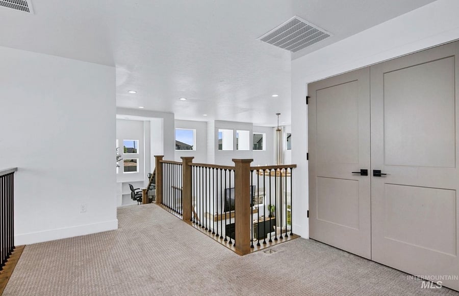 Furnished Finder property 1024759_1 photo 12