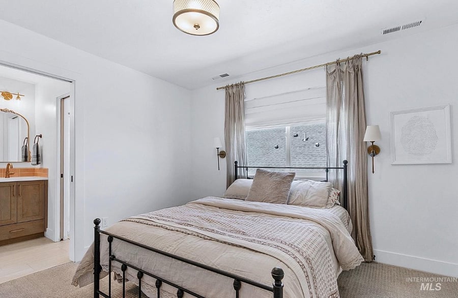 Furnished Finder property 1024759_1 photo 15