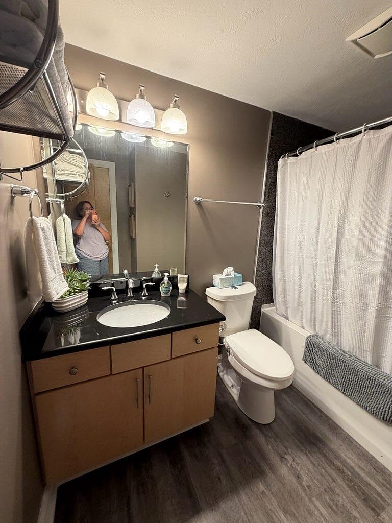 Furnished Finder property 1024760_1 photo 13