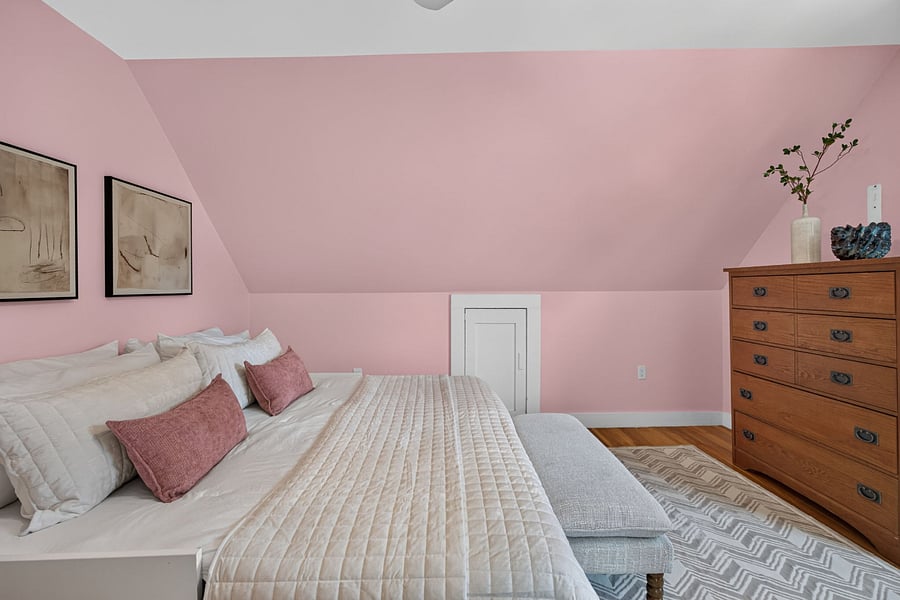 2nd bedroom