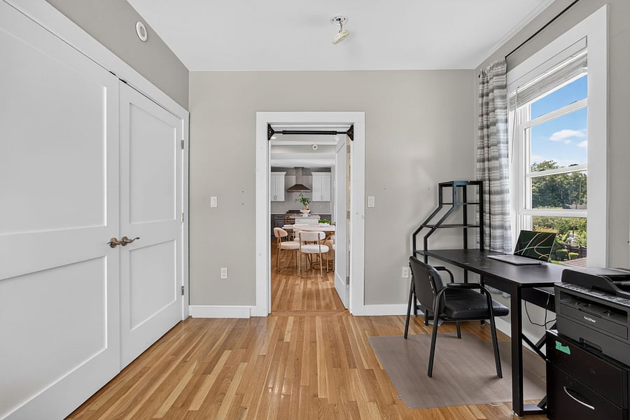 1st bedroom/ office room