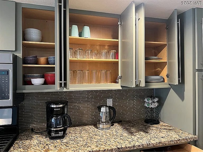 Furnished Finder property 1024762_1 photo 3