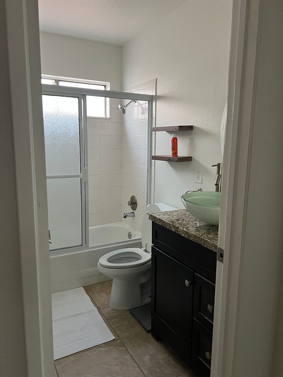 Furnished Finder property 1024762_1 photo 37