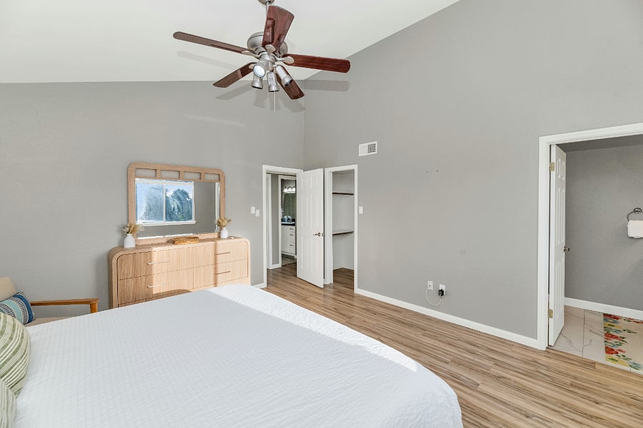 Furnished Finder property 1024788_1 photo 10