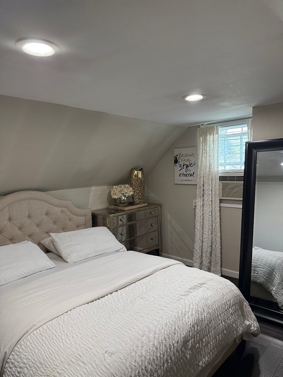 Furnished Finder property 1024796_1 photo 17