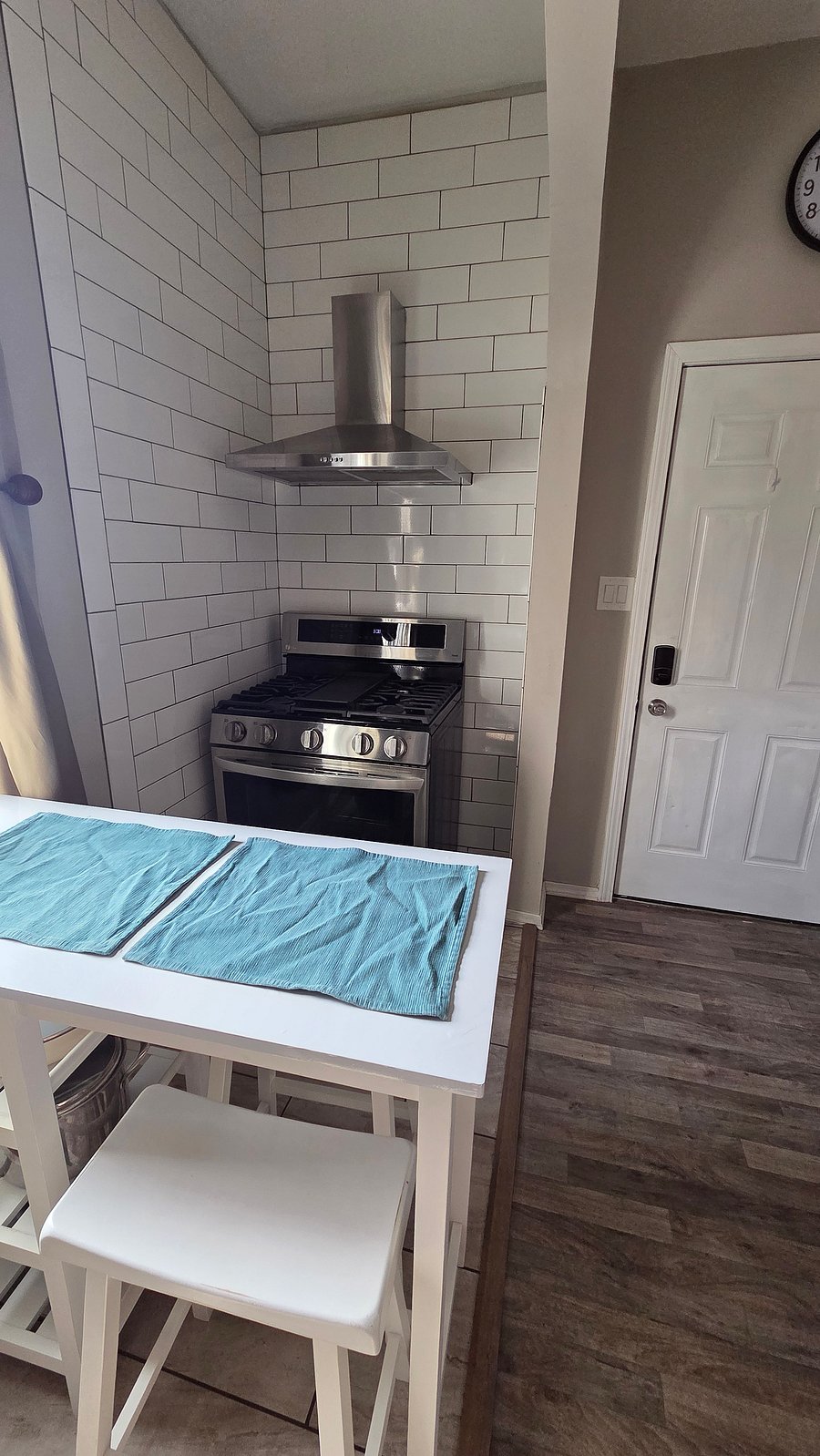 Furnished Finder property 1024804_1 photo 24