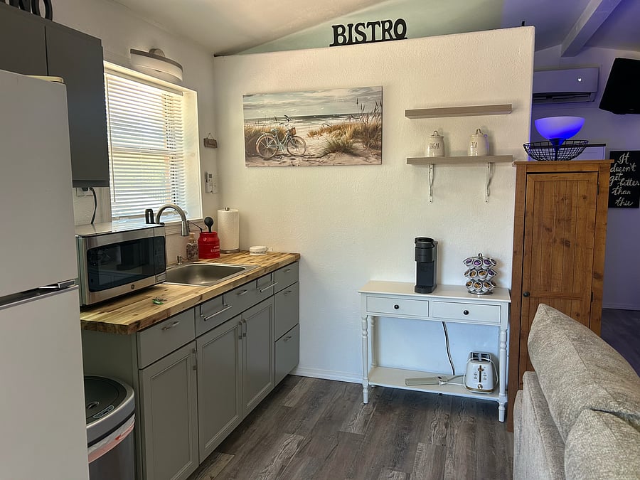 Furnished Finder property 1024825_1 photo 3