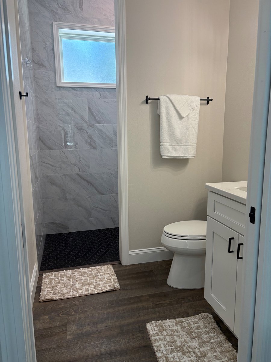Furnished Finder property 1024831_1 photo 11