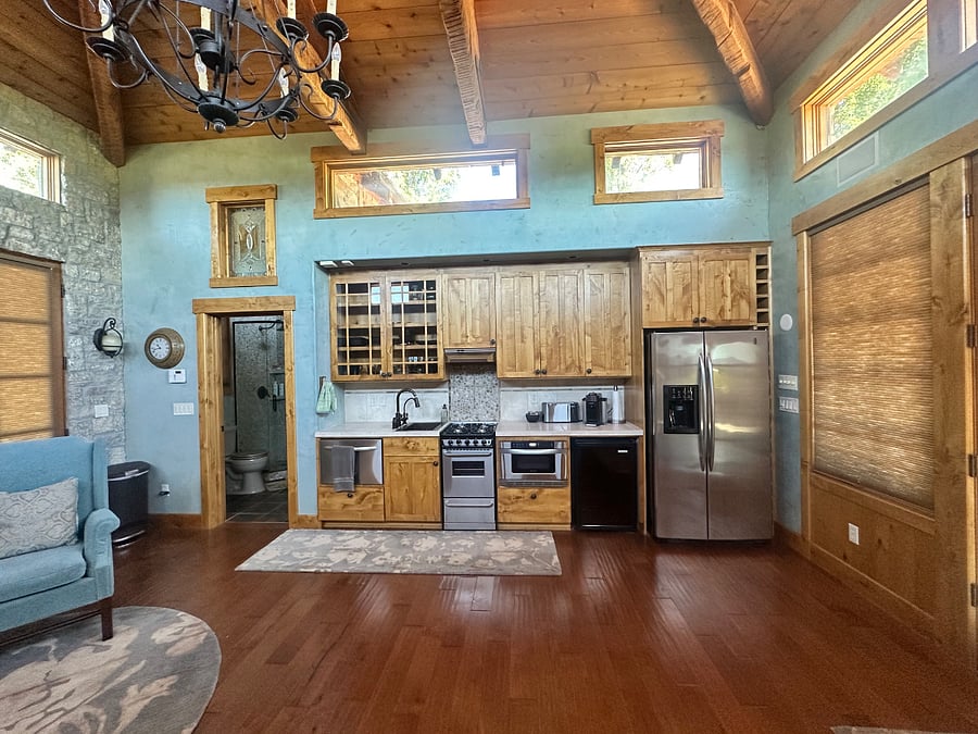 Furnished Finder property 1024832_1 photo 4