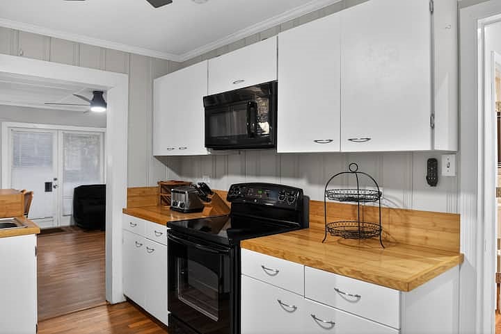 Furnished Finder property 1024849_1 photo 7