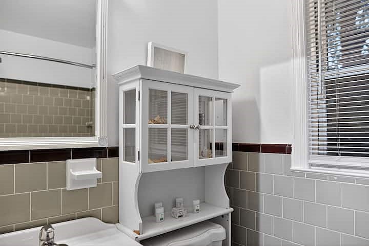 Furnished Finder property 1024849_1 photo 17