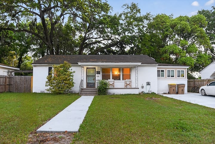 Furnished Finder property 1024849_1 photo 1