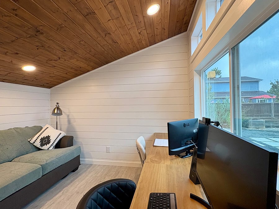 Detached Private Office