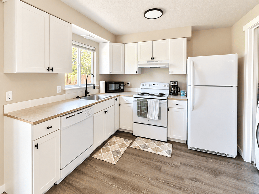 Furnished Finder property 1024856_1 photo 12