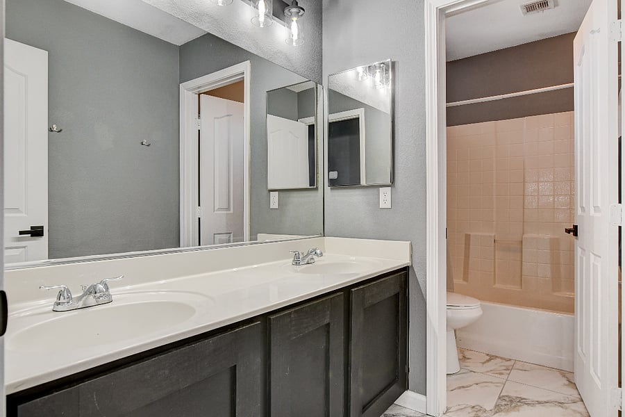 Furnished Finder property 1024860_1 photo 12