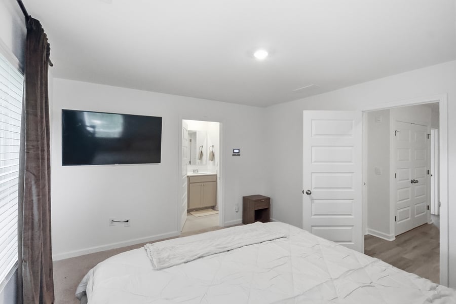 Furnished Finder property 1024866_1 photo 11