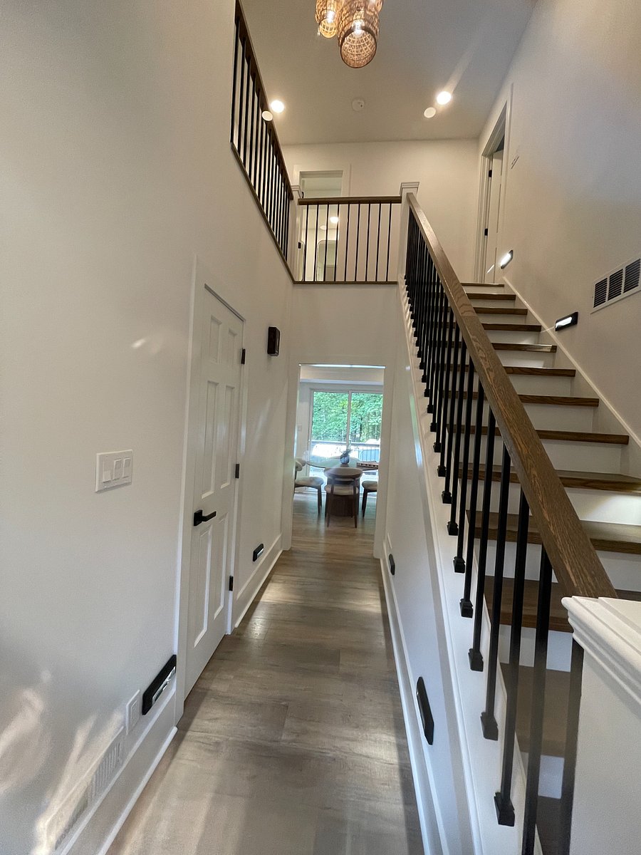 Furnished Finder property 1024874_1 photo 3