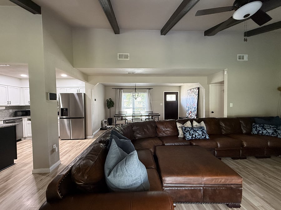 Furnished Finder property 1024885_1 photo 3